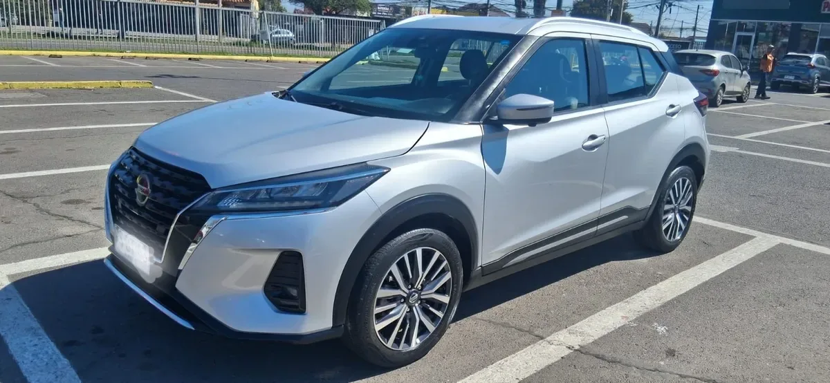 NISSAN KICKS 1.6 Sense Mt año 2021