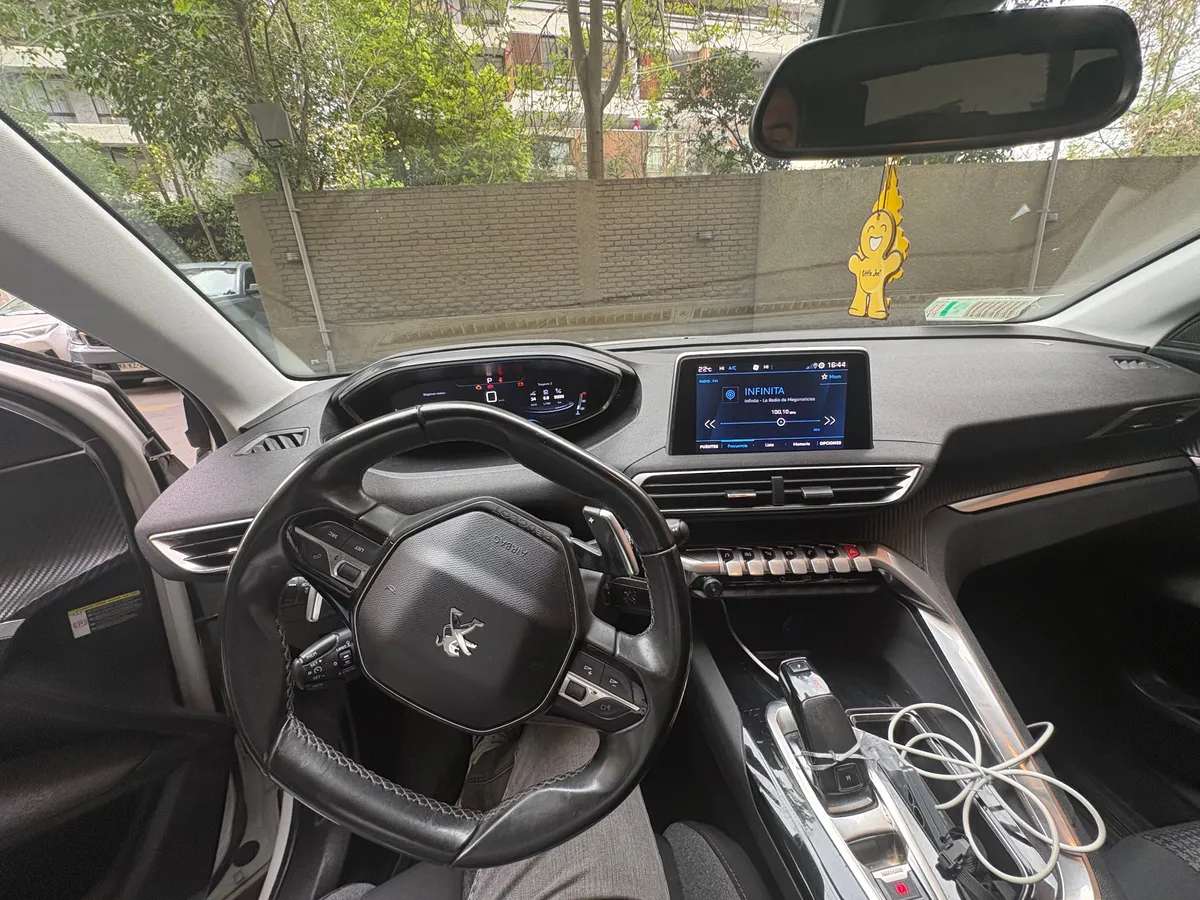 PEUGEOT 3008 1.5 Active At Diesel año 2019