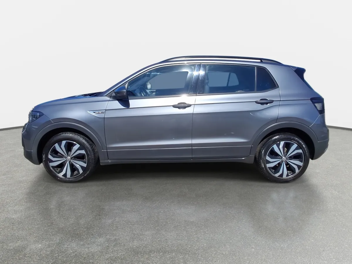 Volkswagen T-Cross 1.6 Comfortline 4x2 110 Hp At 5p año 2021