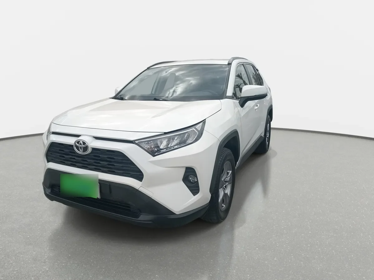 Toyota Rav 4 2.0 Le 4x4 Mt 5p año 2022