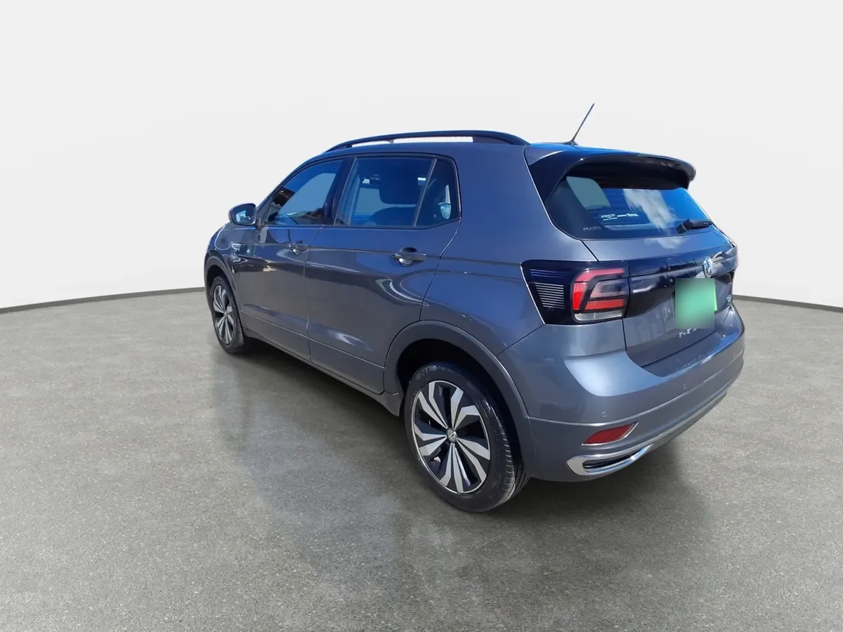Volkswagen T-Cross 1.6 Comfortline 4x2 110 Hp At 5p año 2021