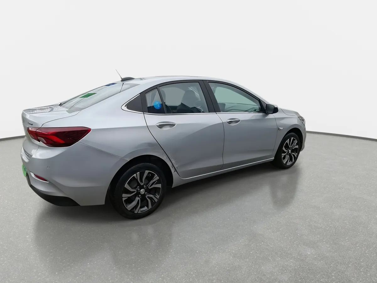 Chevrolet Onix 1.0t Premier 4x2 Sdn At 4p año 2023
