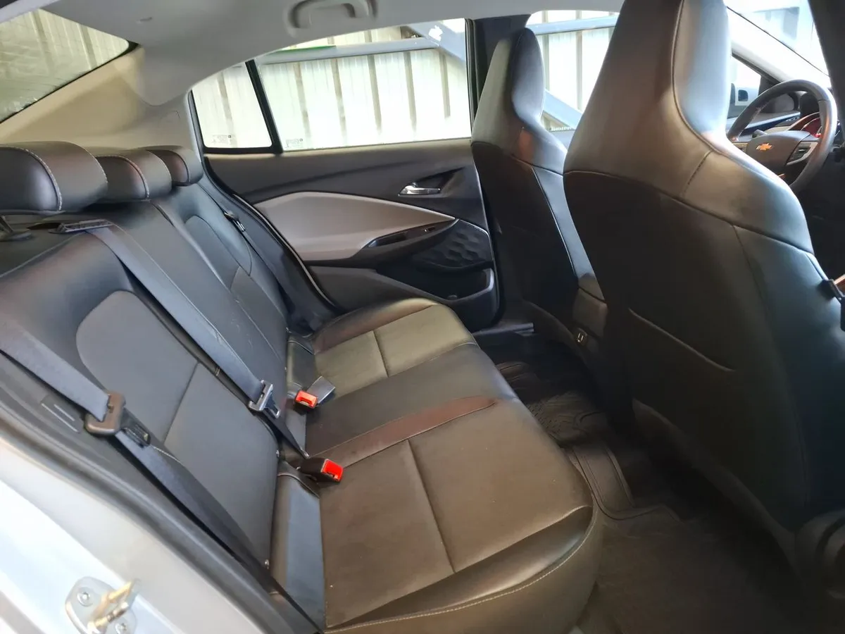 Chevrolet Onix 1.0t Premier 4x2 Sdn At 4p año 2023