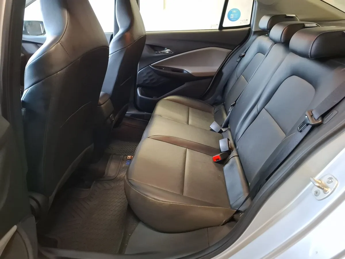 Chevrolet Onix 1.0t Premier 4x2 Sdn At 4p año 2023