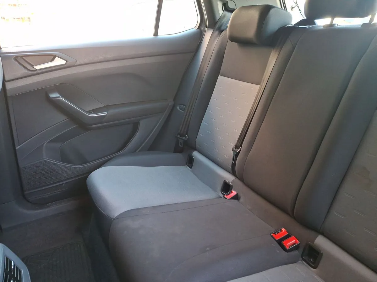 Volkswagen T-Cross 1.6 Comfortline 4x2 110 Hp At 5p año 2021