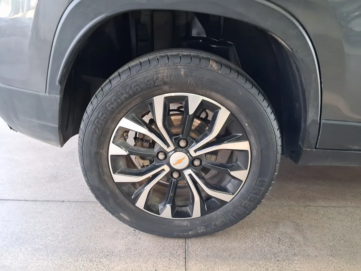 Chevrolet Groove 1.5 Premier P 4x2 Mt 5p año 2024