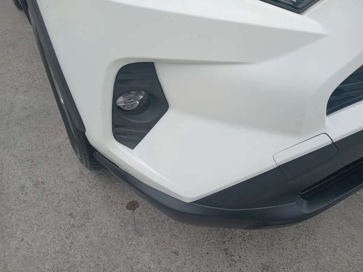 Toyota Rav 4 2.0 Le 4x4 Mt 5p año 2022