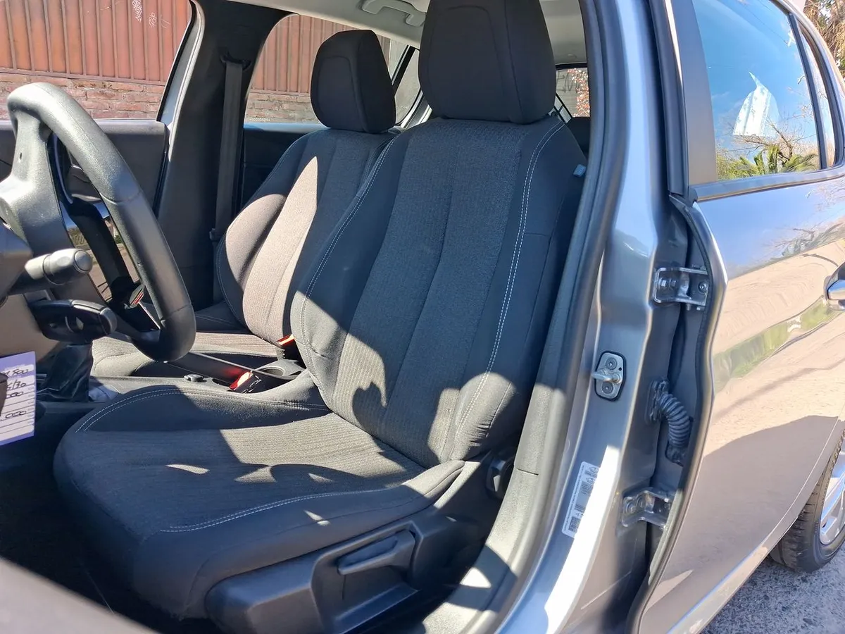 Peugeot 208 1.2 Puretech Active Pack 75 4x2 Mt 5p año 2023