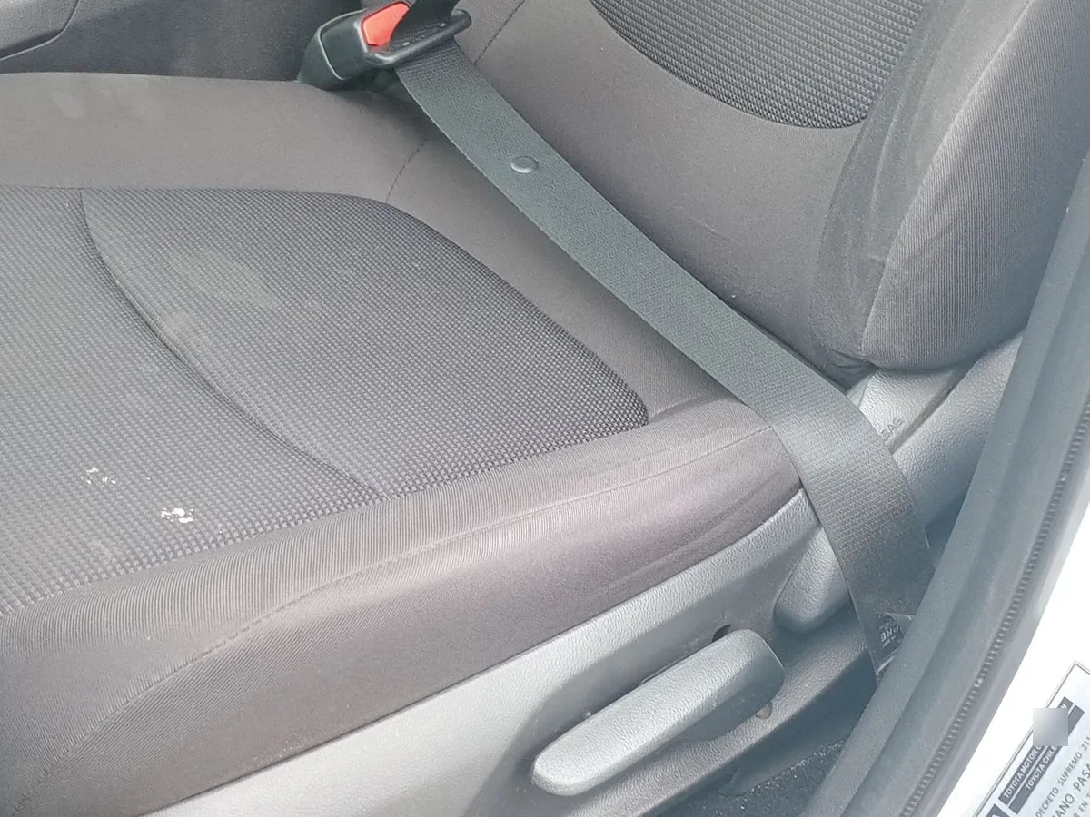 Toyota Rav 4 2.0 Le 4x4 Mt 5p año 2022