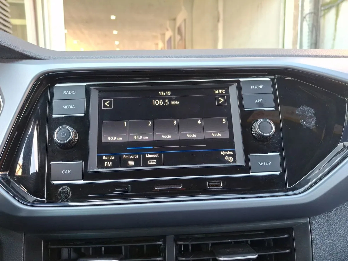 Volkswagen T-Cross 1.6 Comfortline 4x2 110 Hp At 5p año 2021