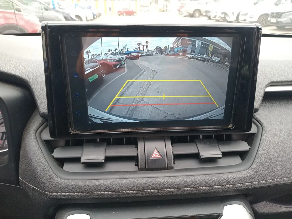 Toyota Rav 4 2.0 Le 4x4 Mt 5p año 2022