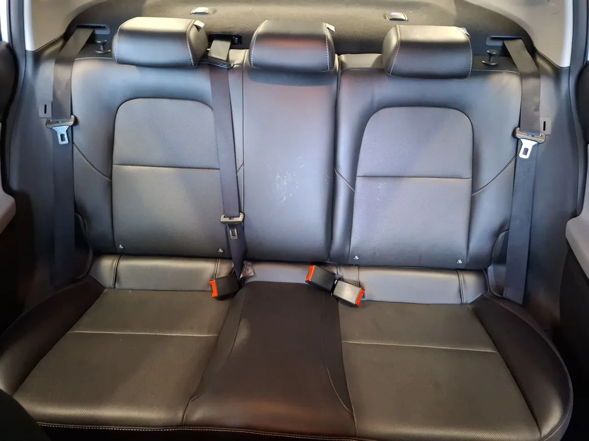 Chevrolet Onix 1.0t Premier 4x2 Sdn At 4p año 2023