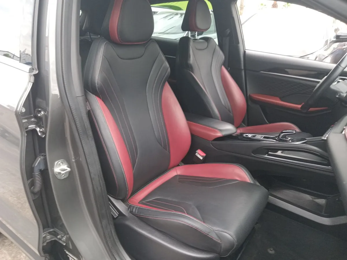 Geely Coolray 1.5 Exclusive 4x2 At 5p año 2023