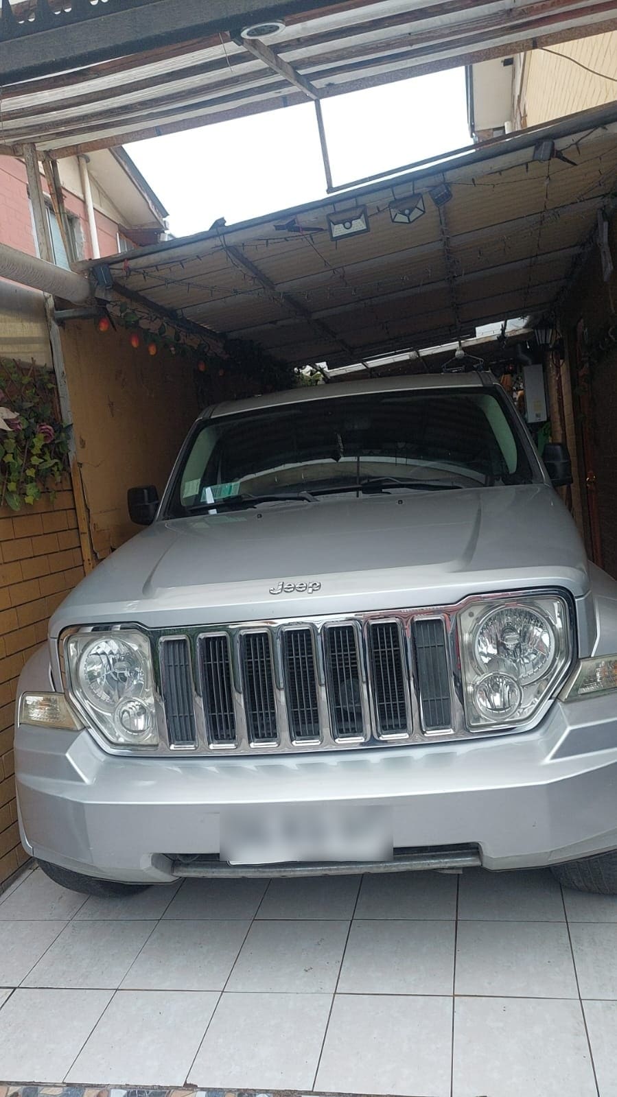 JEEP CHEROKEE 3.7 Limited At año 2011