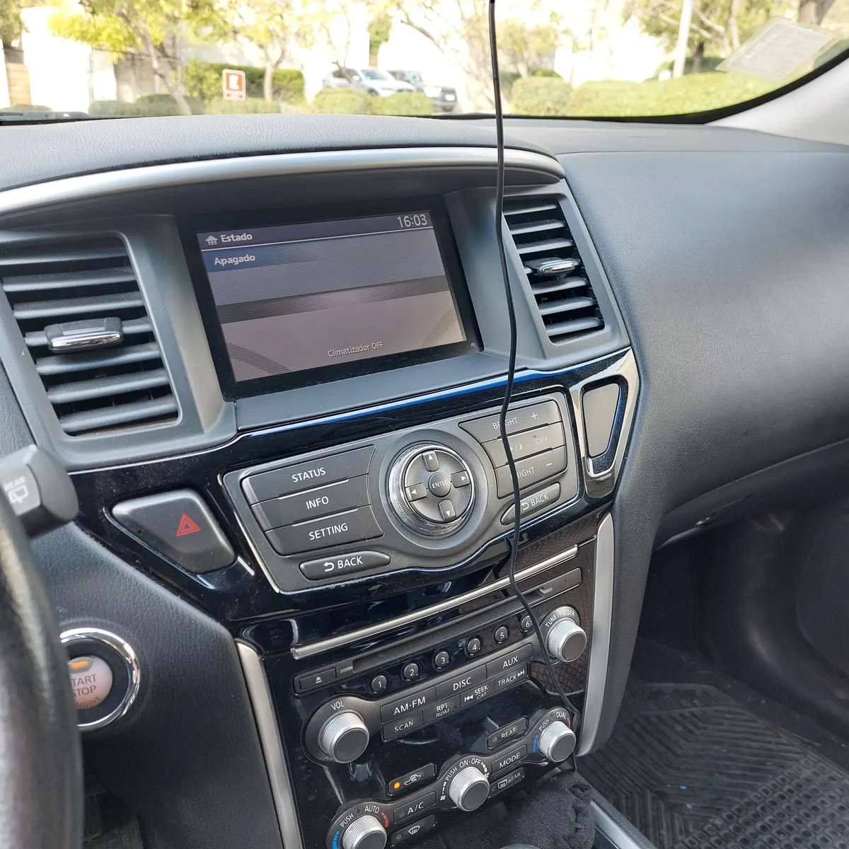 Nissan Pathfinder 3.5 Sense Cvt At 4x2 año 2016