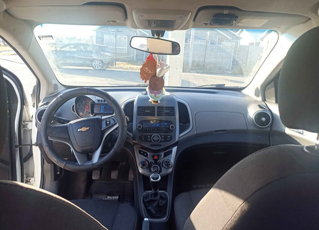 CHEVROLET SONIC 1.6 Hb 5p Mt año 2013