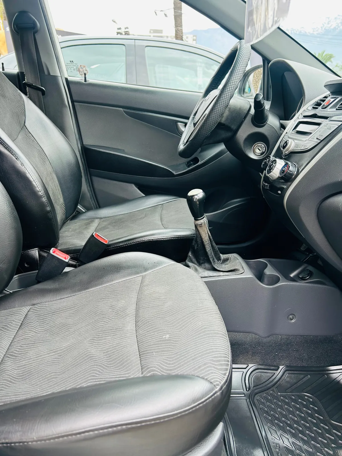 HYUNDAI EON 0.8 Ha 5dr Gl Mt año 2016