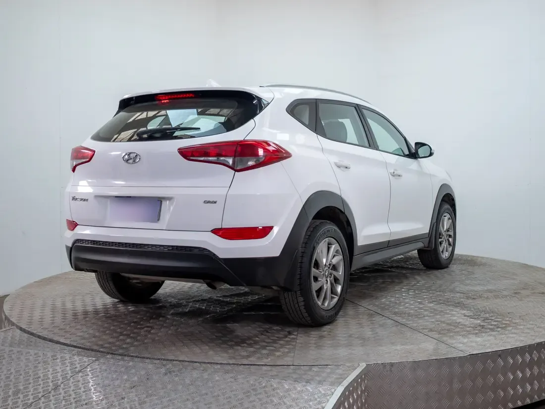Hyundai Tucson 2.0 Tl Crdi E6 Plus Fl Mt Diesel año 2018