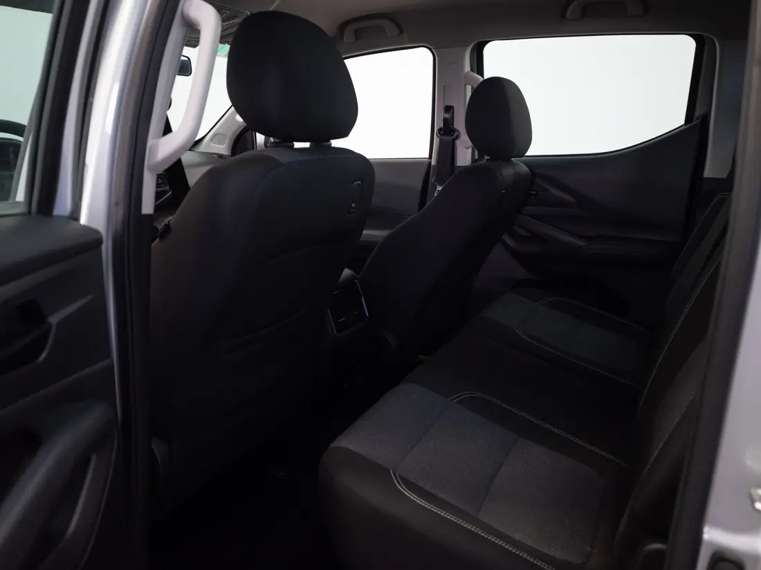 Peugeot Landtrek Landtrek Active Diesel 180hp 4x4 At año 2025