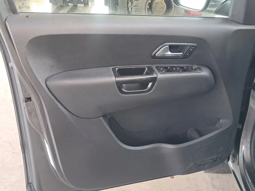 Volkswagen Amarok Comfortline At 4x4 2.0 año 2023