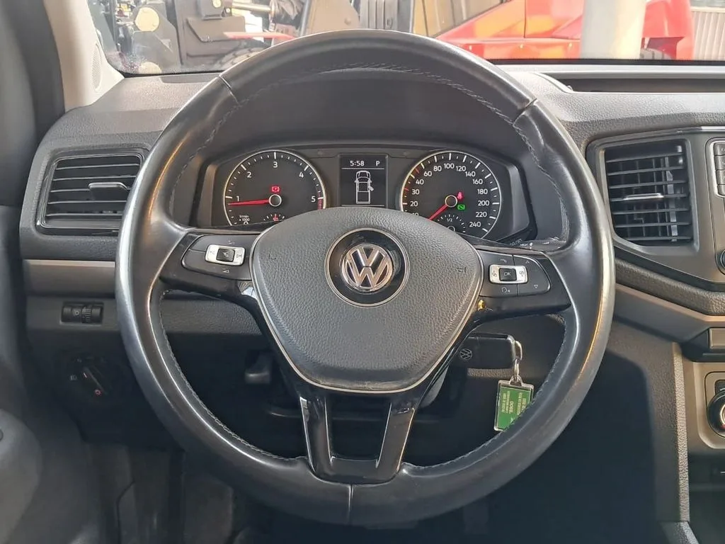 Volkswagen Amarok Comfortline At 4x4 2.0 año 2023
