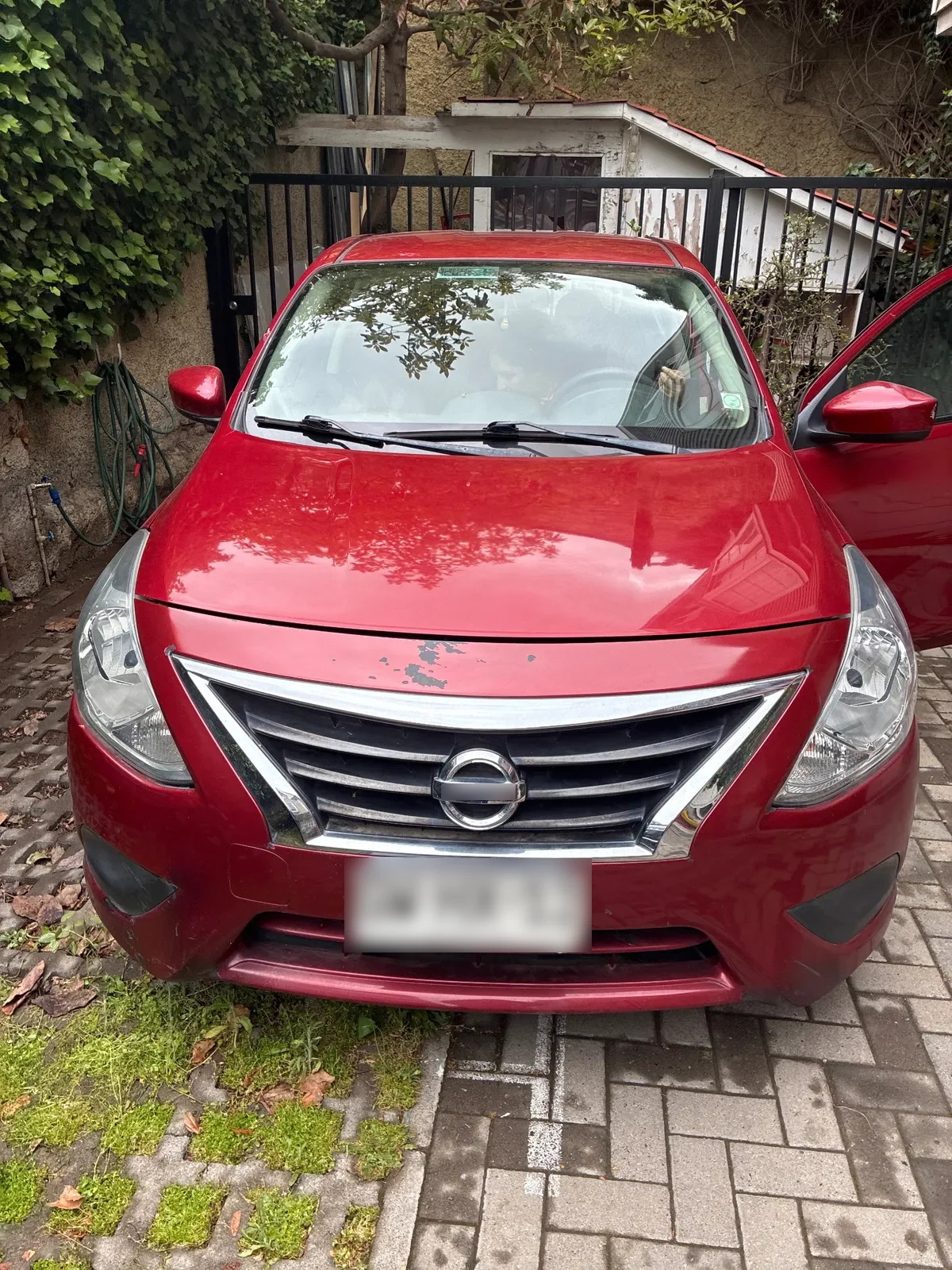 NISSAN VERSA 1.6 Sense Mt Nlb-151 año 2015