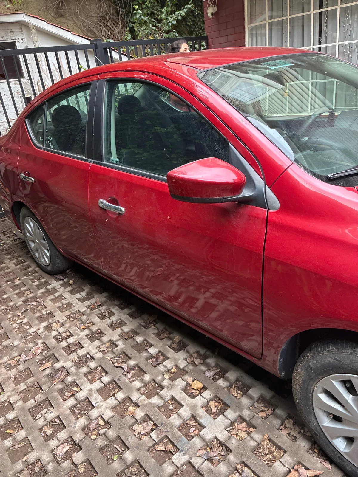 NISSAN VERSA 1.6 Sense Mt Nlb-151 año 2015