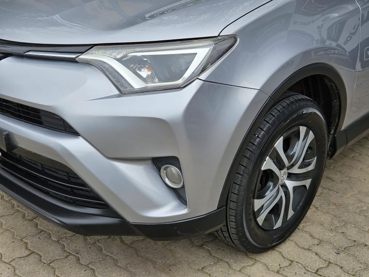 Toyota Rav4 2.0 Std Mt año 2019