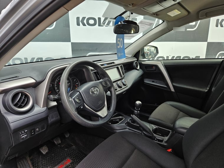 Toyota Rav4 2.0 Std Mt año 2019