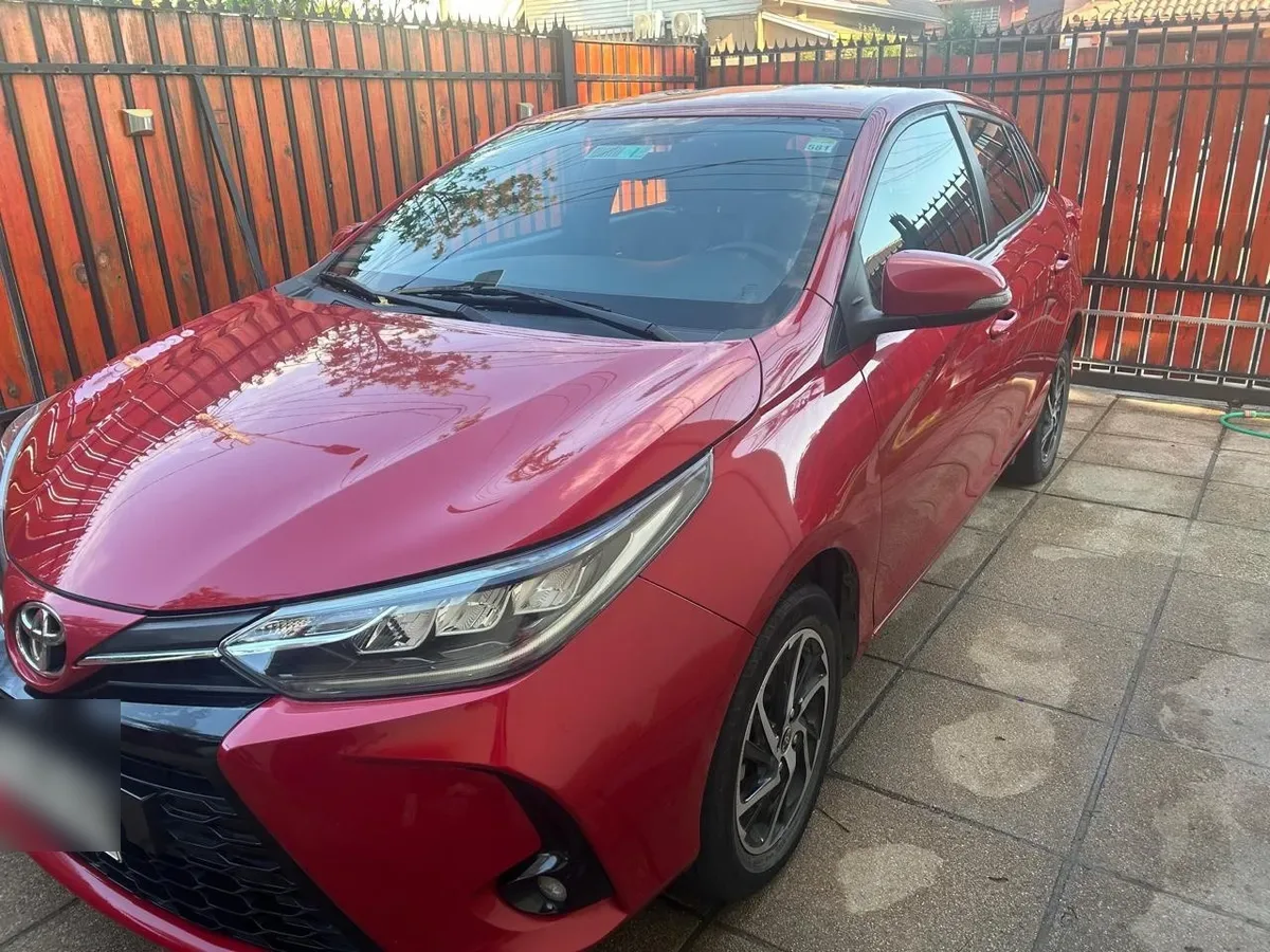 TOYOTA YARIS 1.5 Sedan Xli C Mt año 2022