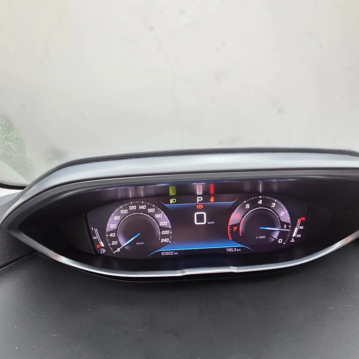 PEUGEOT 3008 1.6 Gt Hybrid4 E At Hibrido año 2023