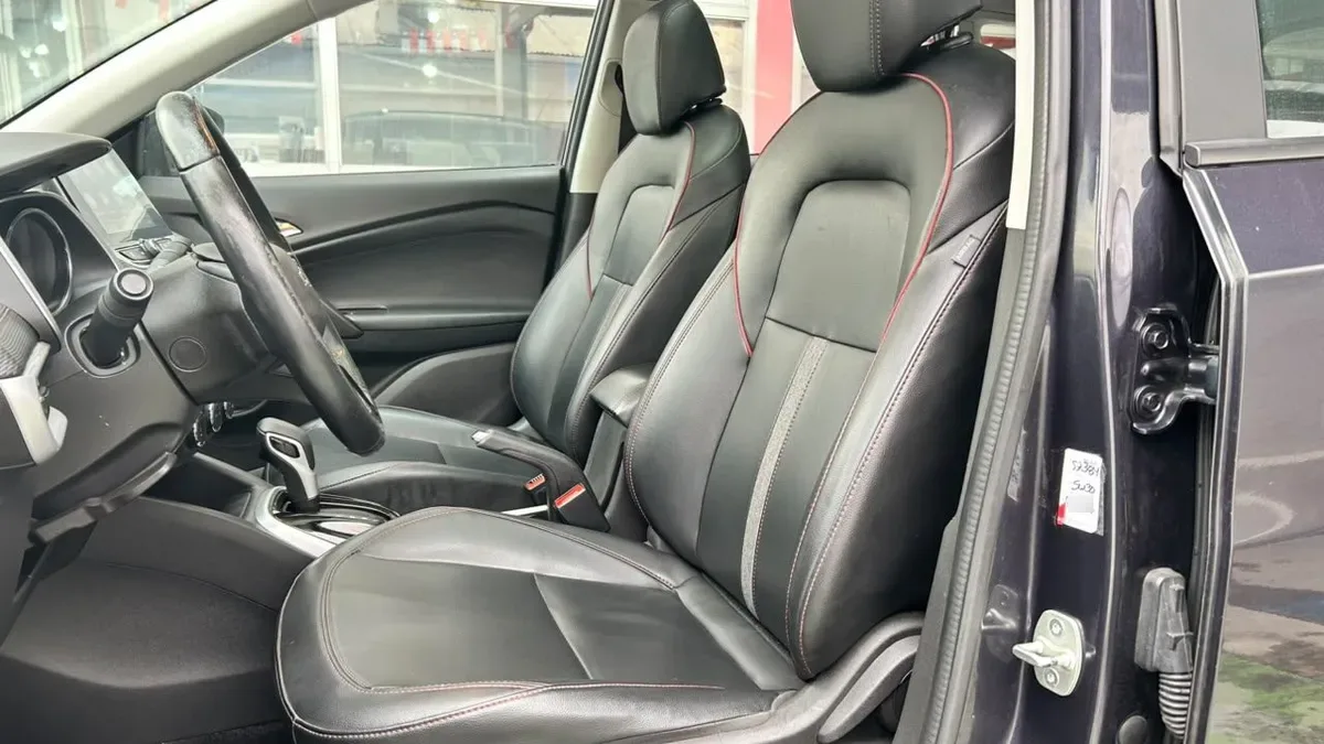 Chevrolet Tracker Rs 1.2t Aut año 2024