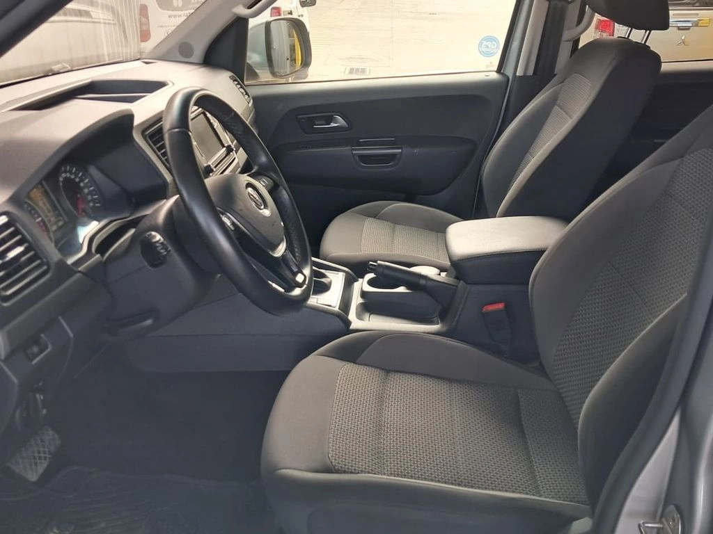 Volkswagen Amarok Comfortline 2.0 At 4x4 año 2023