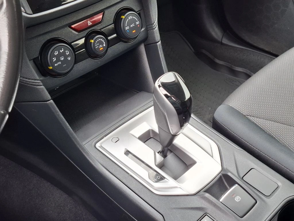 Subaru Impreza Cvt 4x4 2.0 At año 2021