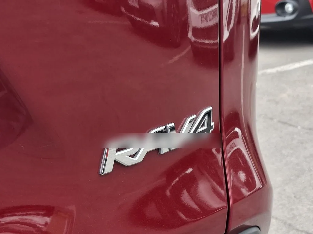 Toyota Rav4 2.0 Super Lujo 4x2 At 5p año 2021