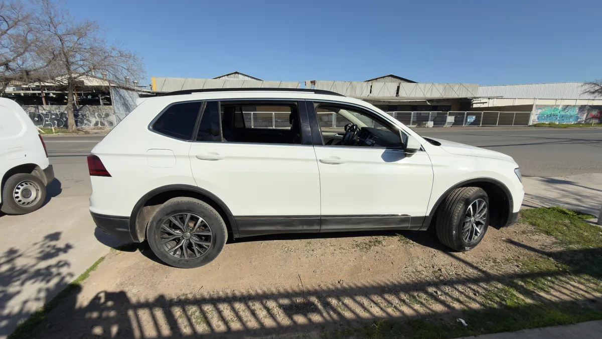 VOLKSWAGEN TIGUAN 1.4 Tsi Highline 150hp At año 2019
