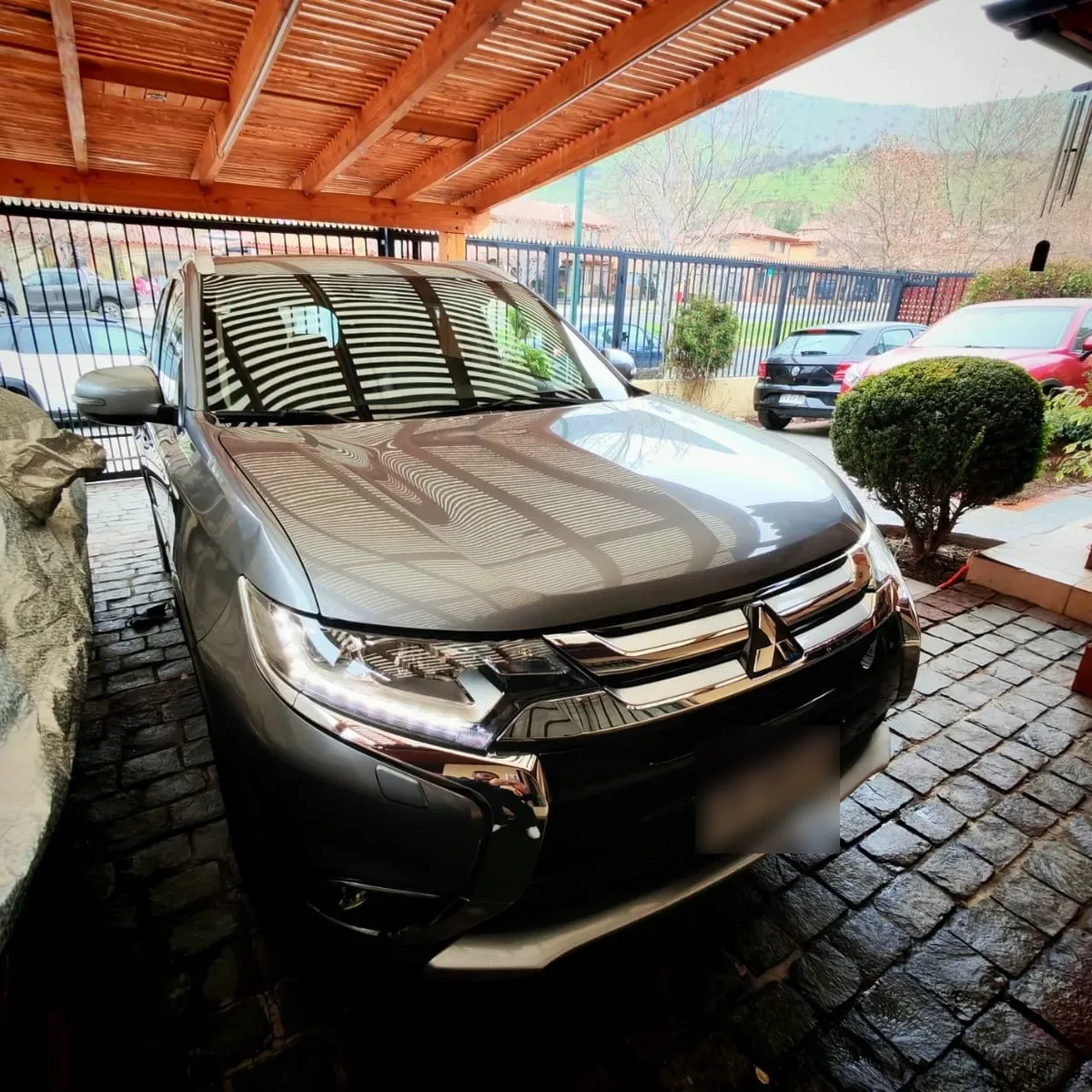 MITSUBISHI OUTLANDER 2.4 Glx At 4x4 año 2017