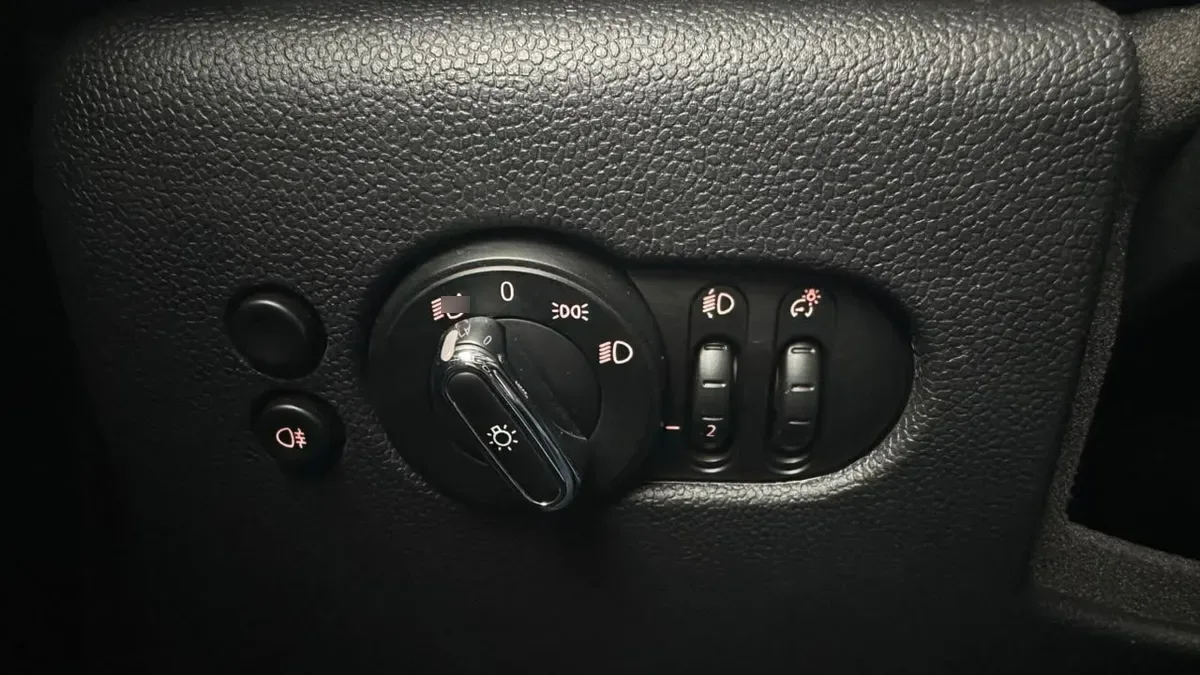 Mini Cooper 1.5 Classic 5 Puertas At año 2024