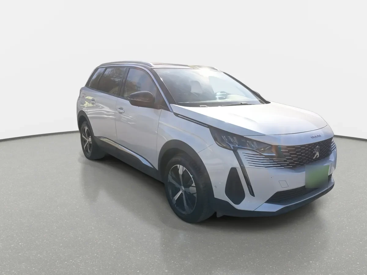 Peugeot 5008 1.5 Allure Pack Bluehdi 130 4x2 Eat8 5p año 2024