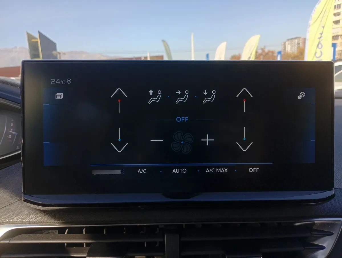 Peugeot 5008 1.5 Allure Pack Bluehdi 130 4x2 Eat8 5p año 2024