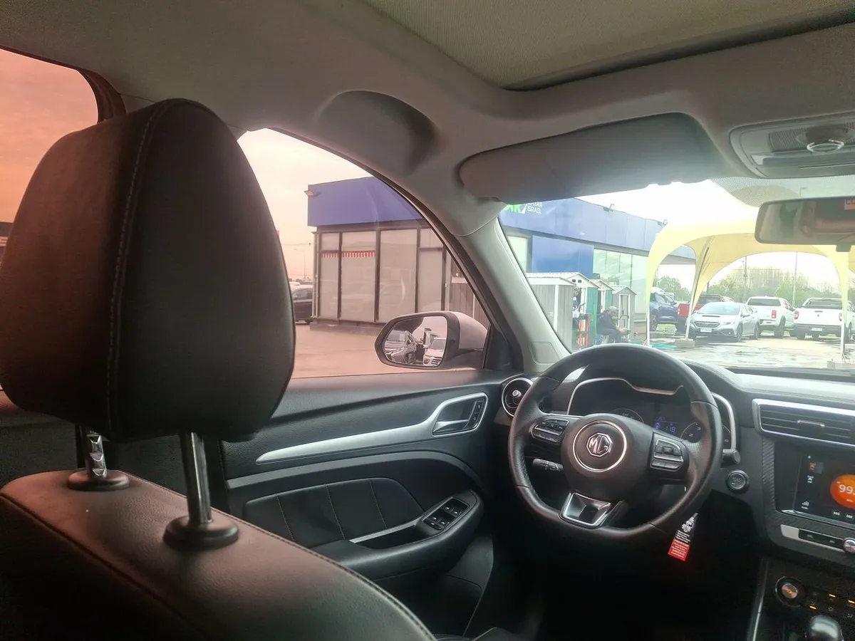 MG Mg Zs 1.5 Comfort 4x2 At 5p año 2020