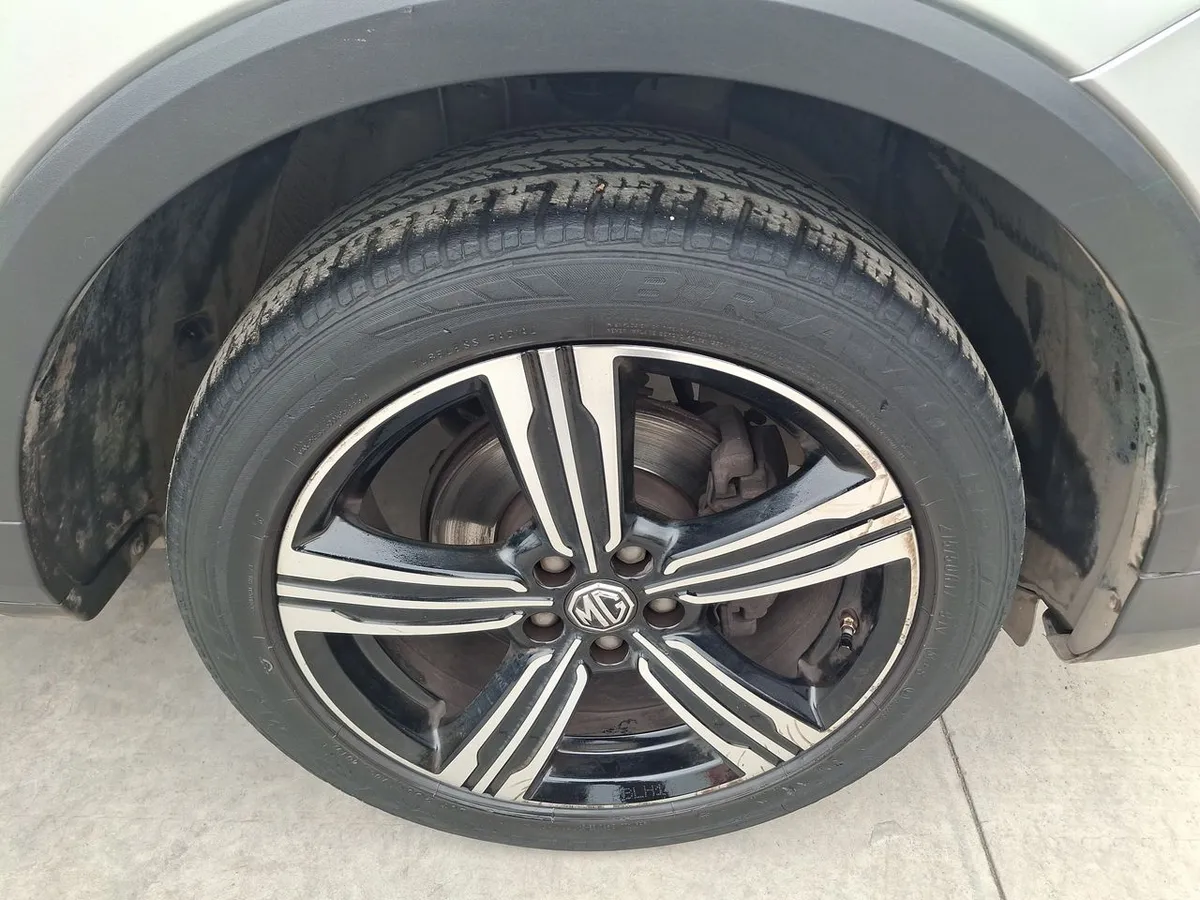 MG Mg Zs 1.5 Comfort 4x2 At 5p año 2020