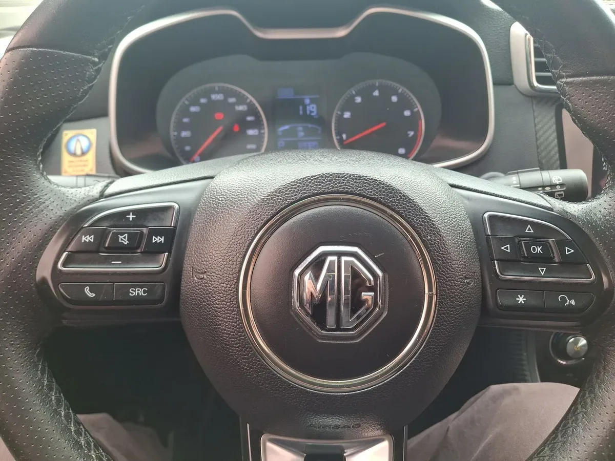 MG Mg Zs 1.5 Comfort 4x2 At 5p año 2020
