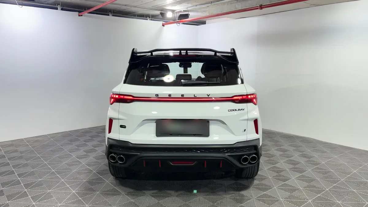 Geely Coolray 1.5 Sport 7dct At año 2026