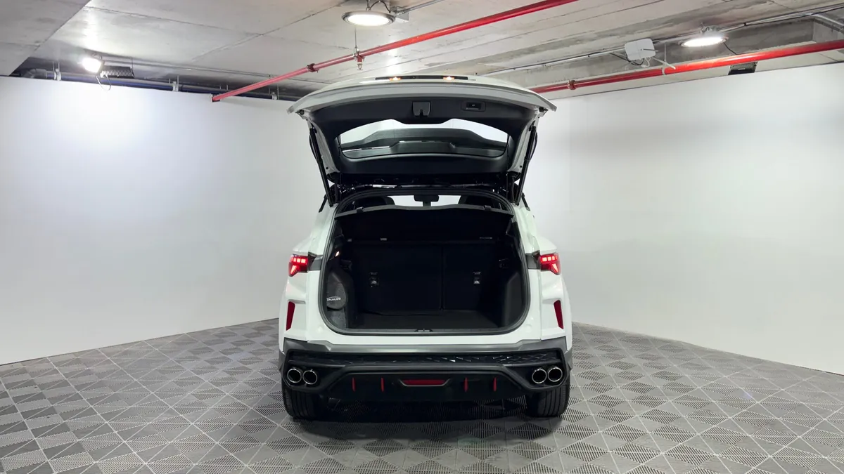 Geely Coolray 1.5 Sport 7dct At año 2026
