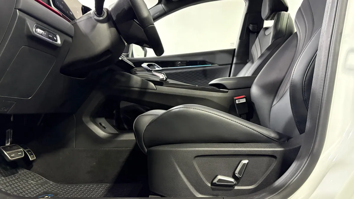 Geely Coolray 1.5 Sport 7dct At año 2026