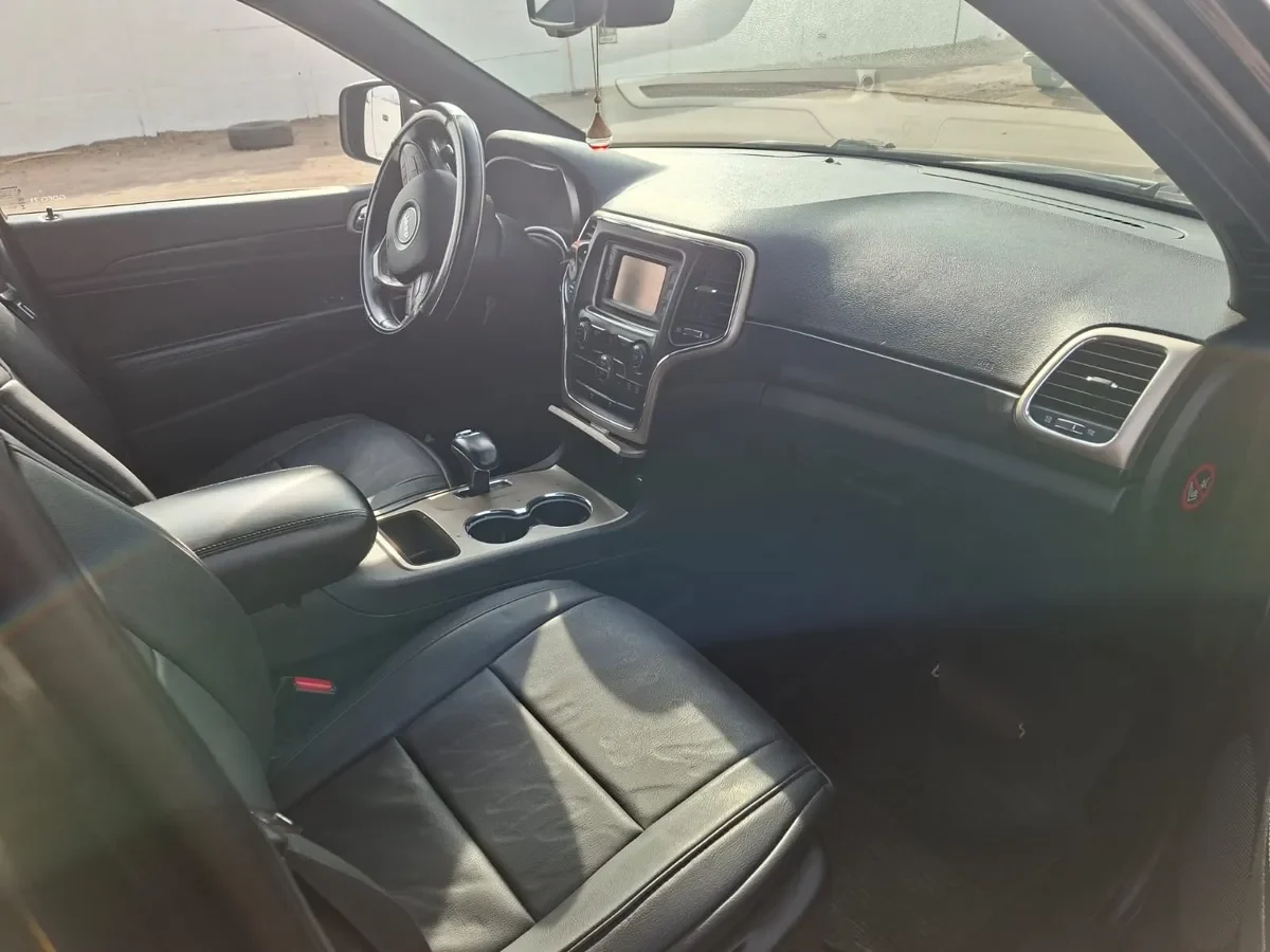 JEEP GRAND CHEROKEE 3.6 Limited Lx Tech At 4x4 año 2014