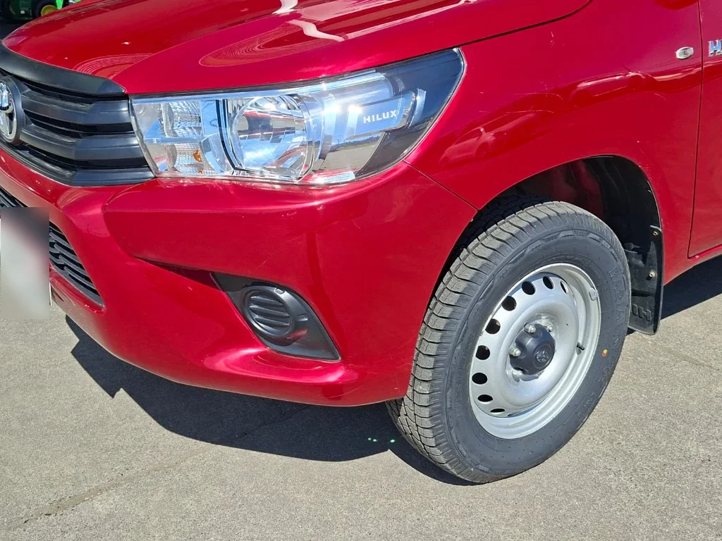 Toyota Hilux Dc 4x4 2.4 D Dx Mt año 2024