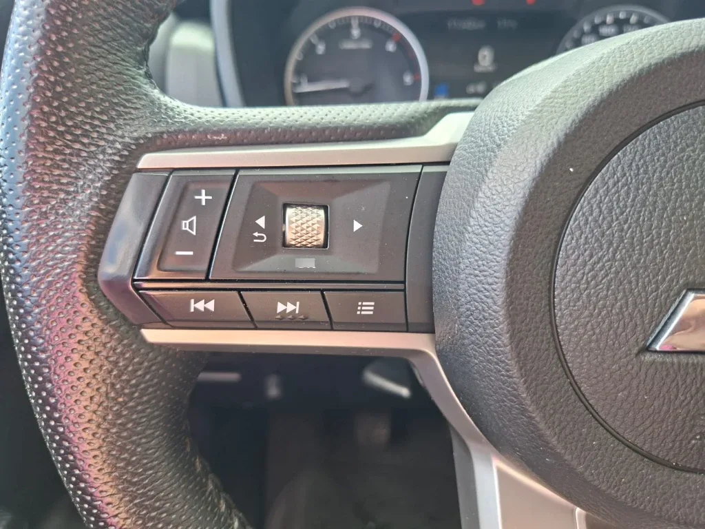 Mitsubishi L200 Katana D/c 2.4 Tdi Mt Xrt 4x4 año 2024