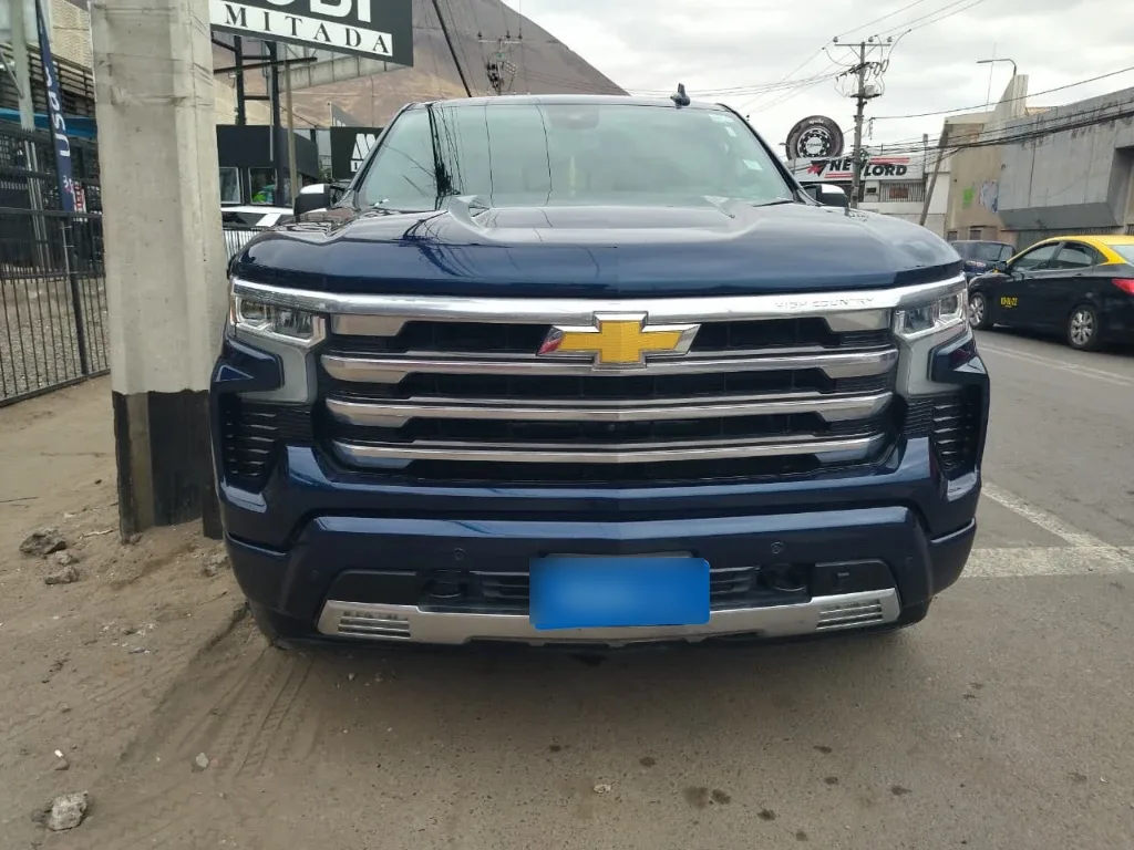 Chevrolet Silverado 3.0 High Country 4x4 At 4p año 2023